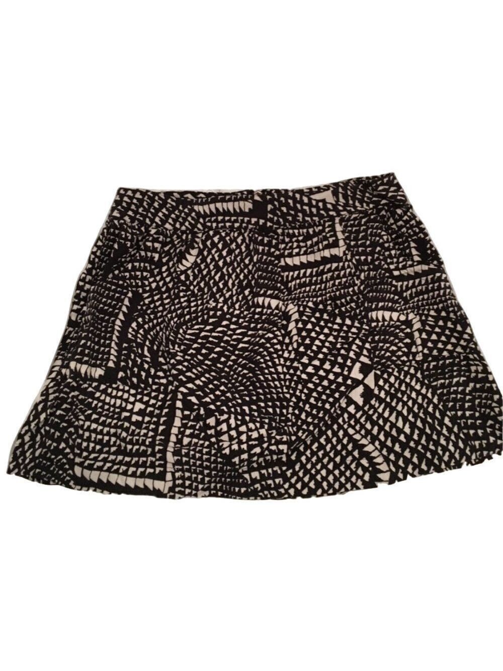 FOREVER 21  Black & Cream Tribal Print Mini-Skirt Size L